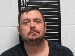 Mugshot of Arnold, Dustin Daron